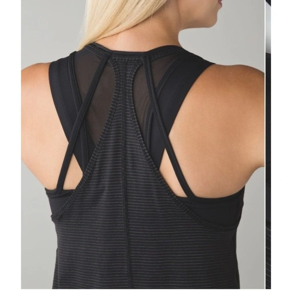 Lululemon Tough It Out Tank Top Black Built-in Bra Strappy‎ Back Mesh 6 W1L78S